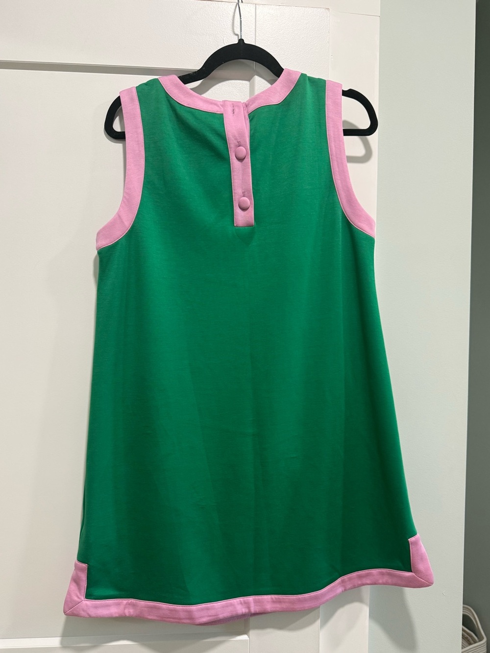 entro Green Shift Dress with Pink Trim - Picture 6 of 6